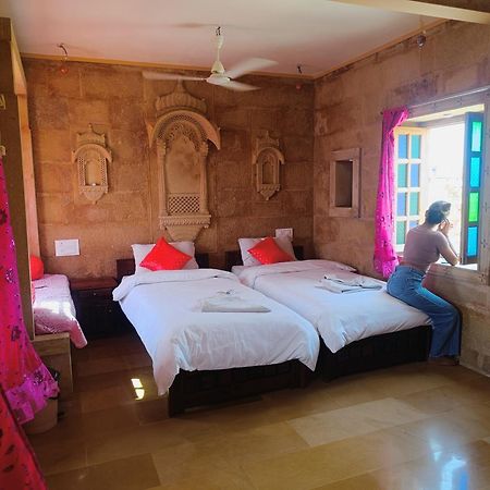 Mud Mirror Guesthouse Jaisalmer Zewnętrze zdjęcie