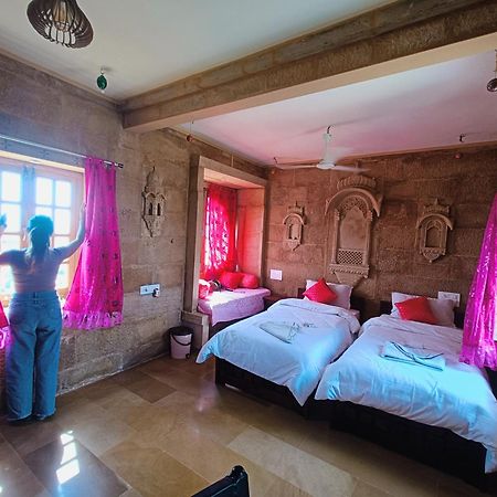 Mud Mirror Guesthouse Jaisalmer Zewnętrze zdjęcie